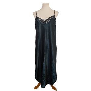 Vintage Inner Most Night Gown